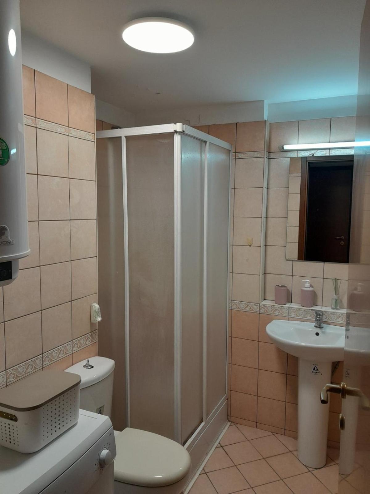 Jani 2 City Center Apartment